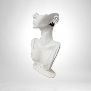 Shiraleah Fleur Earrings Black